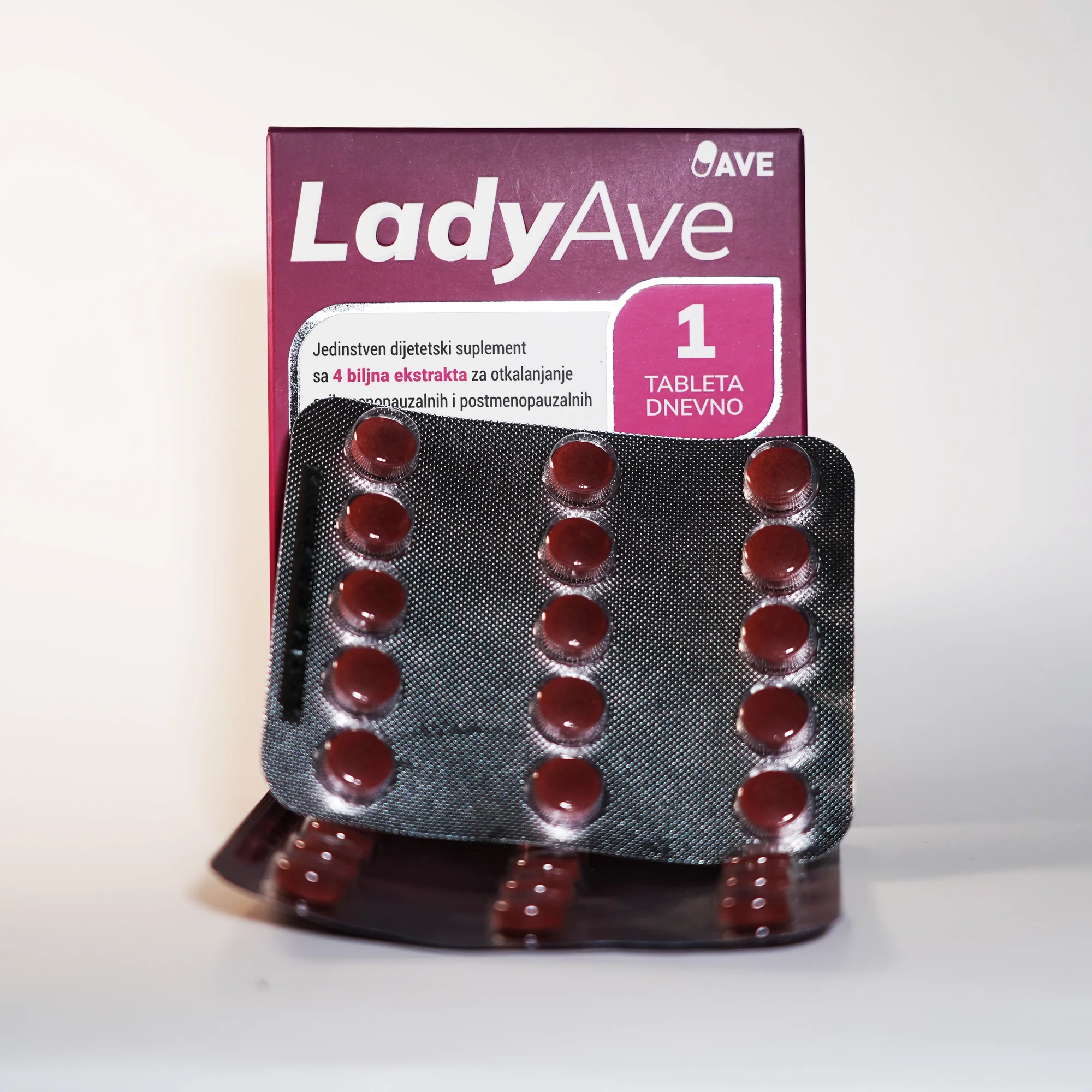 Lady Ave